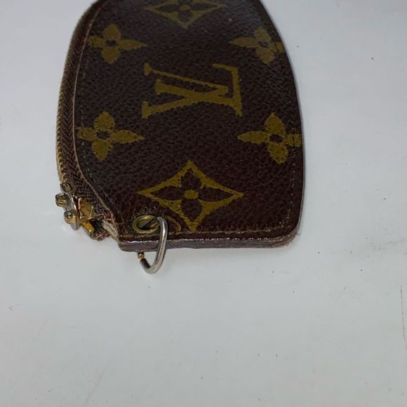 Louis Vuitton Brown and Gold Monogram Key Pouch - Picture 8 of 11